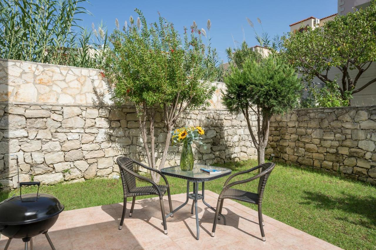 Bluefairy Villas Kavallos  ภายนอก รูปภาพ