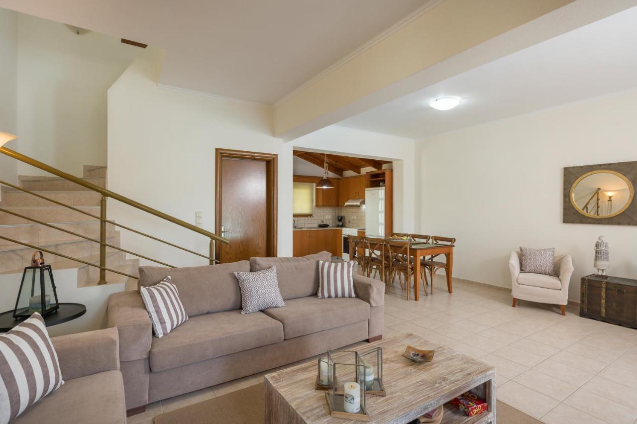 Bluefairy Villas Kavallos  ภายนอก รูปภาพ