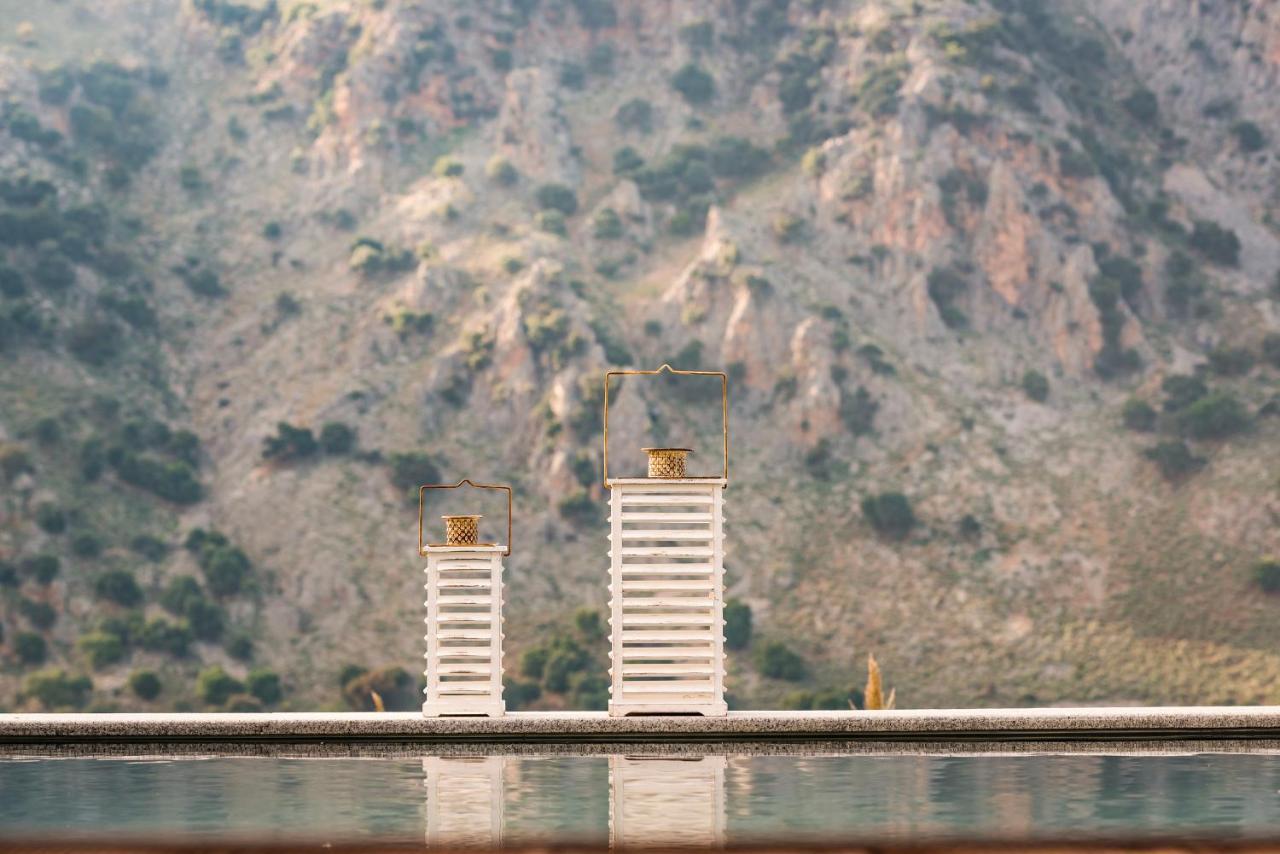 Bluefairy Villas Kavallos  ภายนอก รูปภาพ
