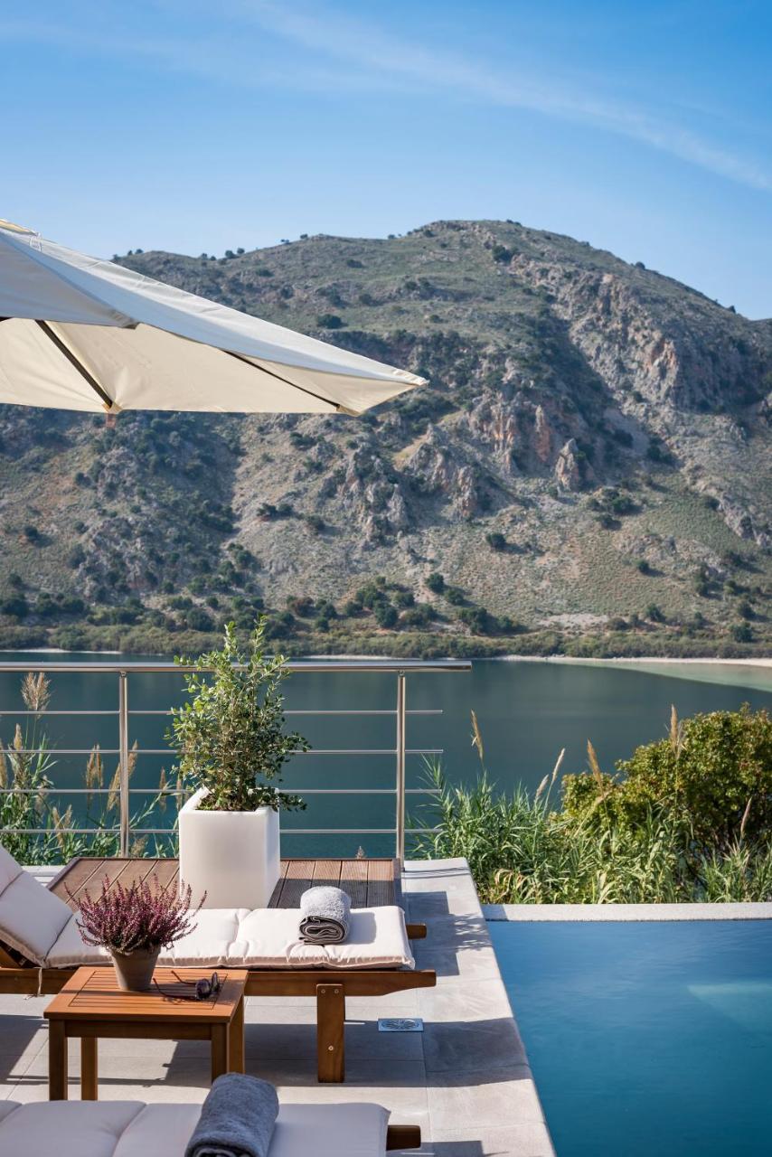 Bluefairy Villas Kavallos  ภายนอก รูปภาพ